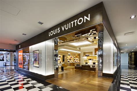 boutiques louis vuitton|louis vuitton storefront.